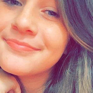 Meet your Posher, Leila